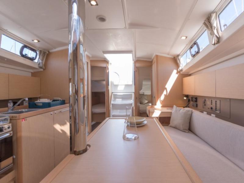 Book yachts online - sailboat - Oceanis 38.1 - Eleven - rent