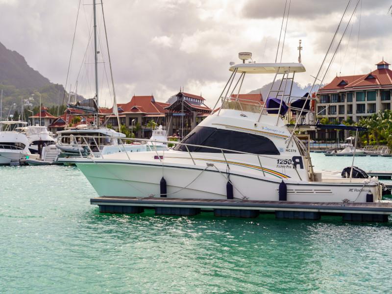 Book yachts online - motorboat - Rodman 1250 Fisher Pro - Mo-Gre - rent