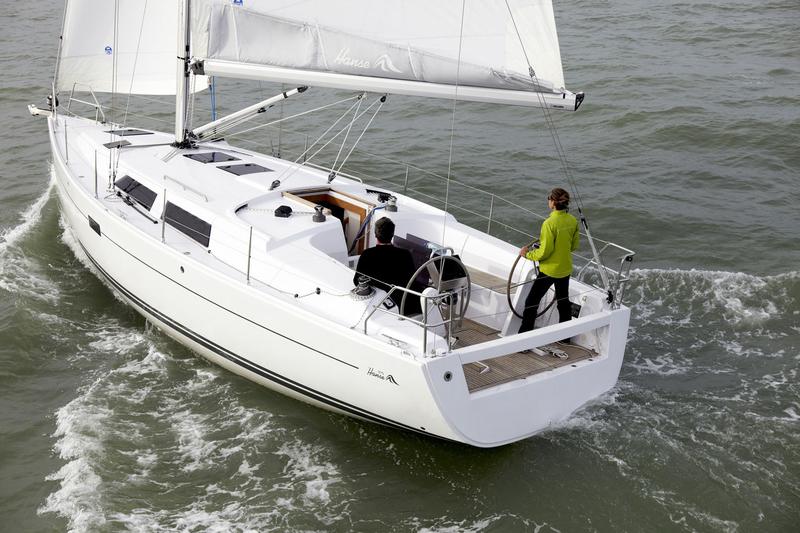 Book yachts online - sailboat - Hanse 375 - Baba Yaga - rent