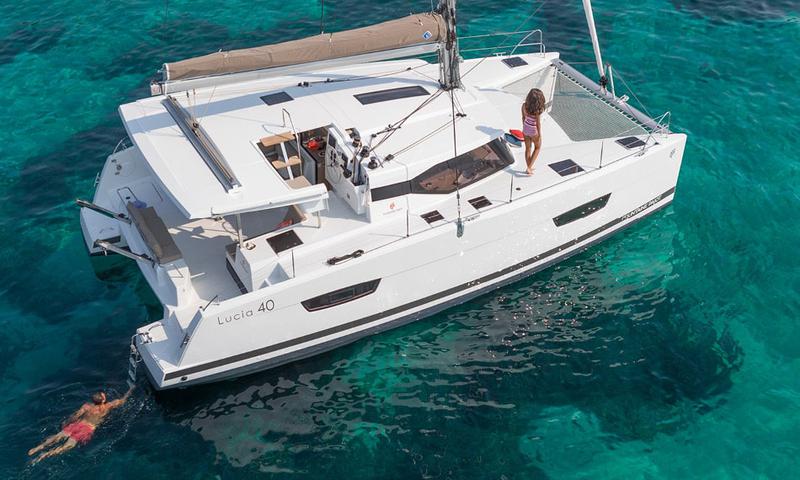 Book yachts online - catamaran - Lucia 40 - Space - rent