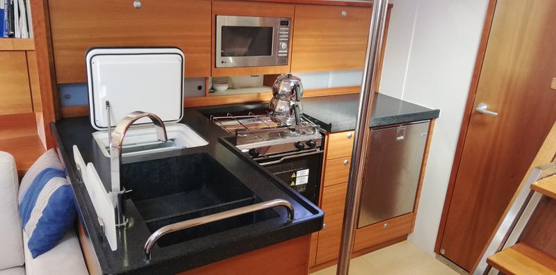 Book yachts online - sailboat - Hanse 470e - Maryanne - rent