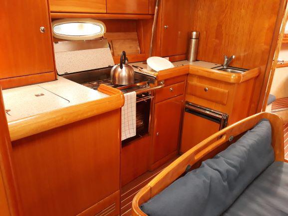 Book yachts online - sailboat - Bavaria 42 - Andiamo - rent