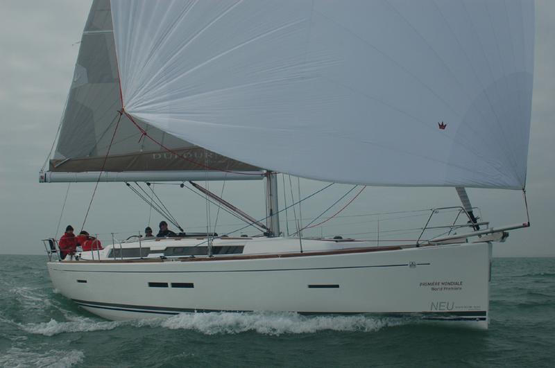 Book yachts online - sailboat - Dufour 405 Grand Large - Ricarda - rent