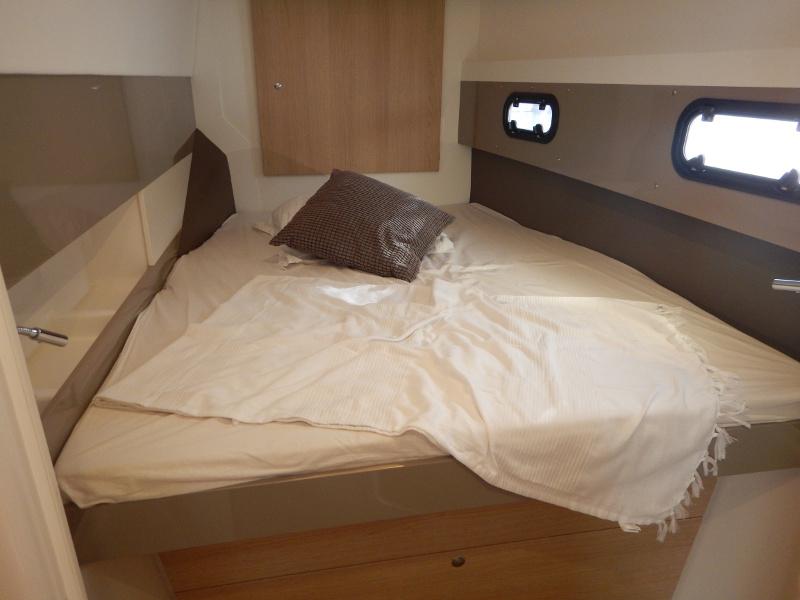 Book yachts online - catamaran - Bali 4.1 - Helena - rent