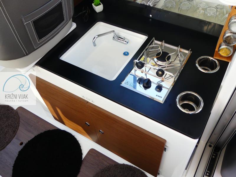 Book yachts online - motorboat - Merry Fisher 795 - POMALO - rent