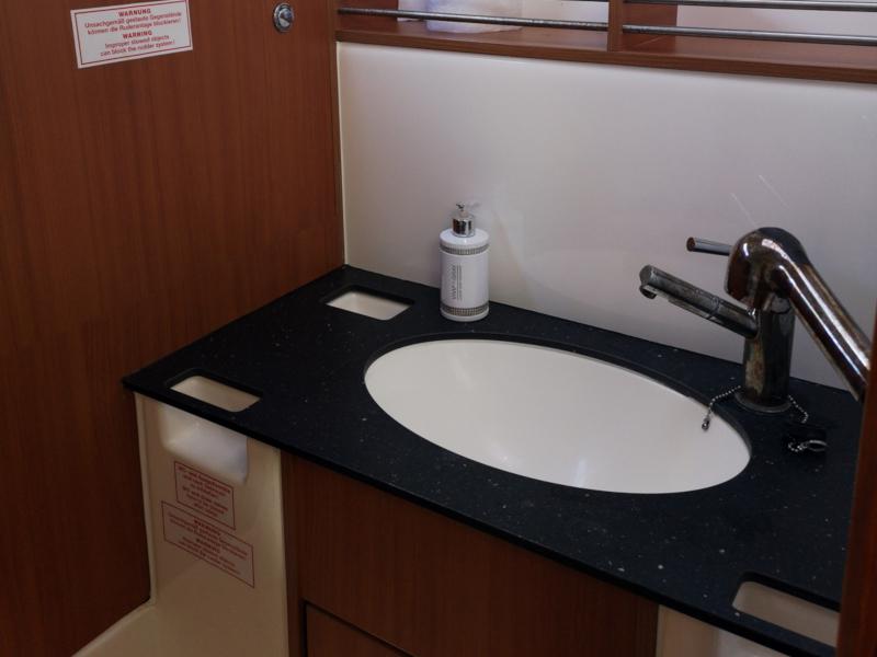 Book yachts online - sailboat - Bavaria 36 - Tamra - rent