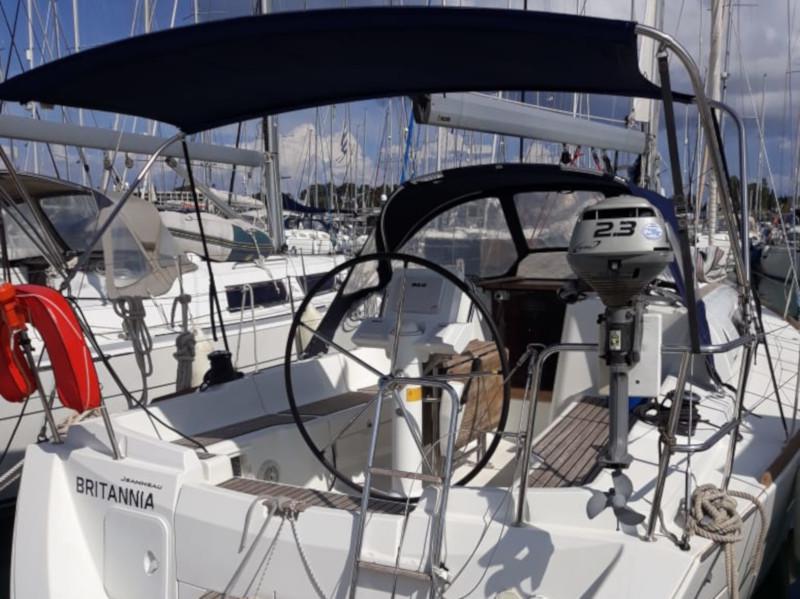 Book yachts online - sailboat - Sun Odyssey 33i - Britannia - rent