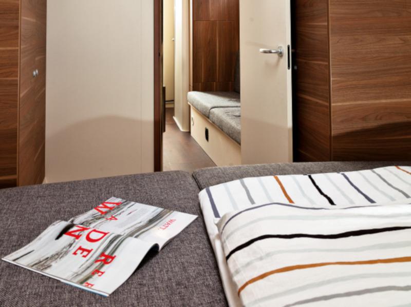 Book yachts online - sailboat - Dehler Varianta 37 - Leila - rent