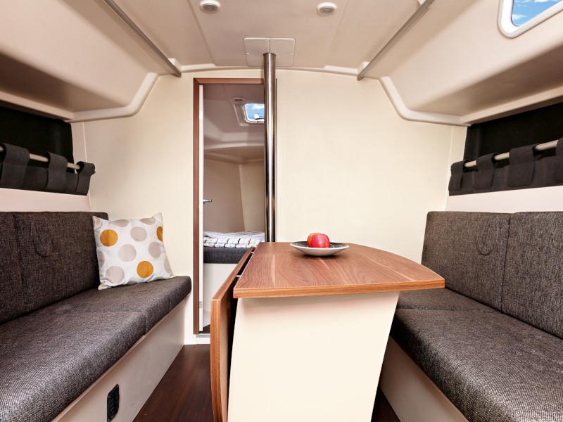 Book yachts online - sailboat - Dehler Varianta 37 - Leila - rent