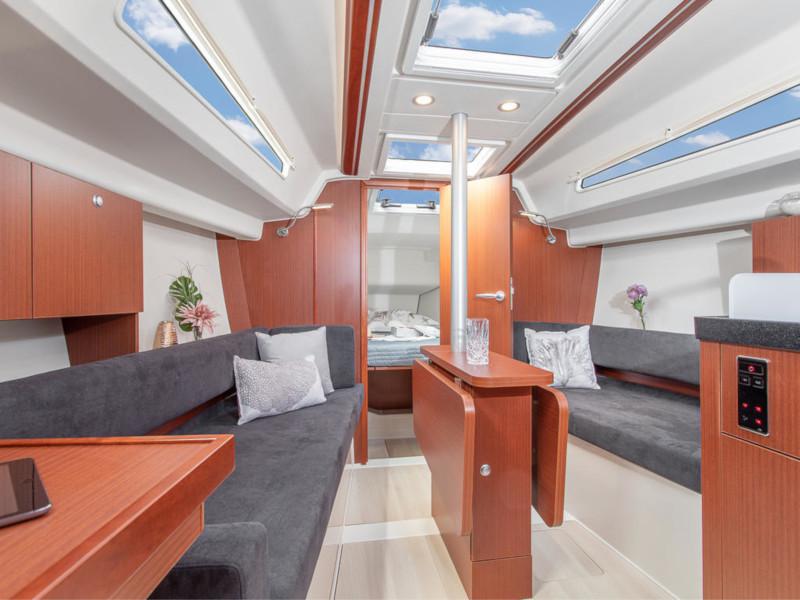 Book yachts online - sailboat - Hanse 315 - Waldi - rent