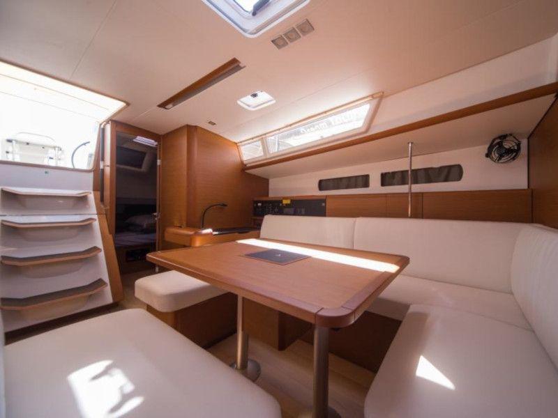 Book yachts online - sailboat - Sun Odyssey 479 - no name (AC/Gen/Watermaker) - rent