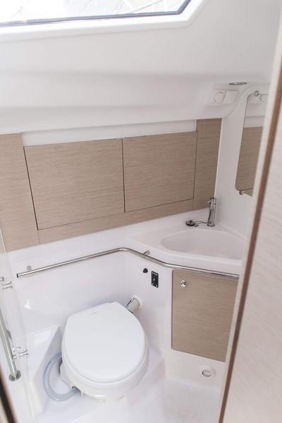 Book yachts online - sailboat - Elan 45 Impression - IBISS - rent