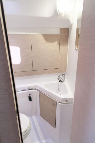 Book yachts online - sailboat - Elan 45 Impression - IBISS - rent