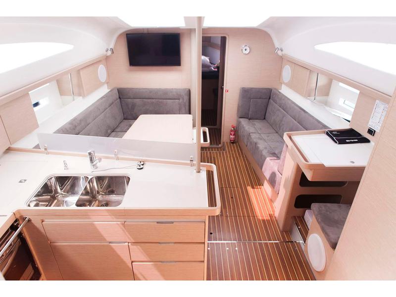 Book yachts online - sailboat - Elan 45 Impression - IBISS - rent