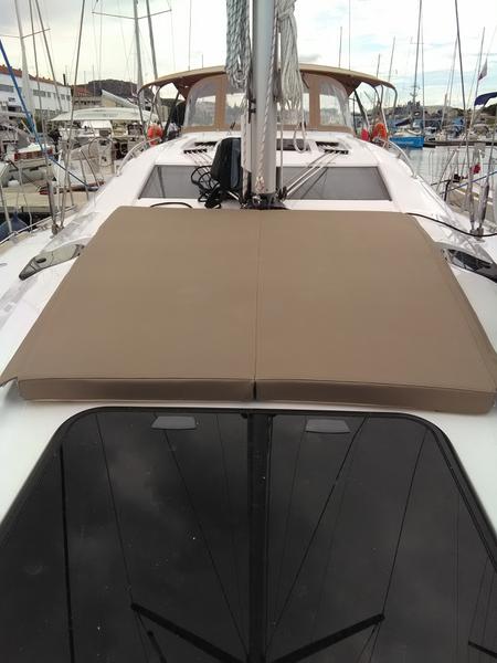 Book yachts online - sailboat - Elan 45 Impression - IBISS - rent