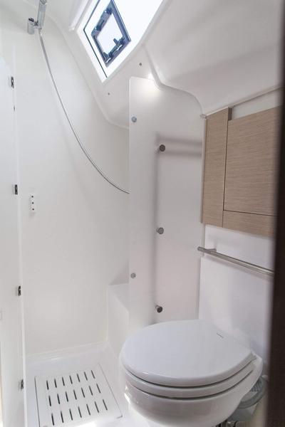 Book yachts online - sailboat - Elan 45 Impression - IBISS - rent