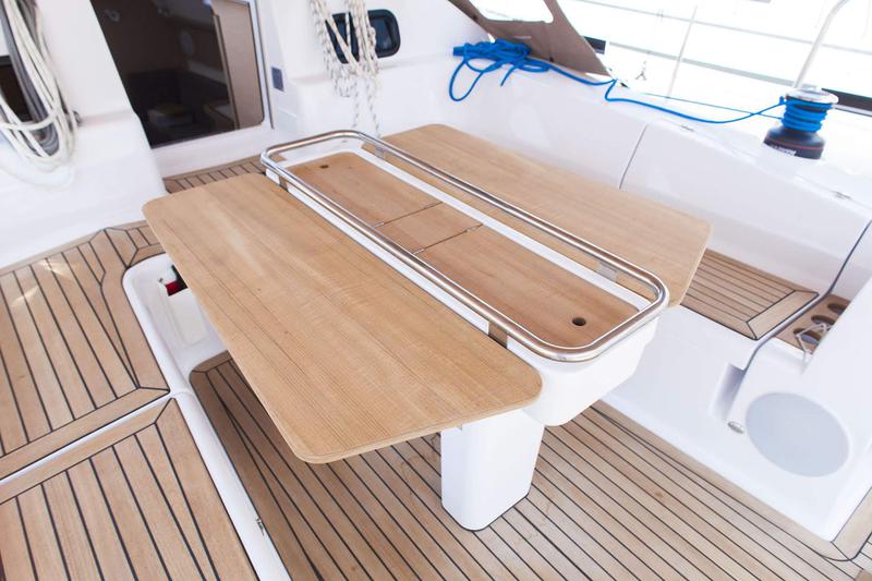 Book yachts online - sailboat - Elan 45 Impression - IBISS - rent