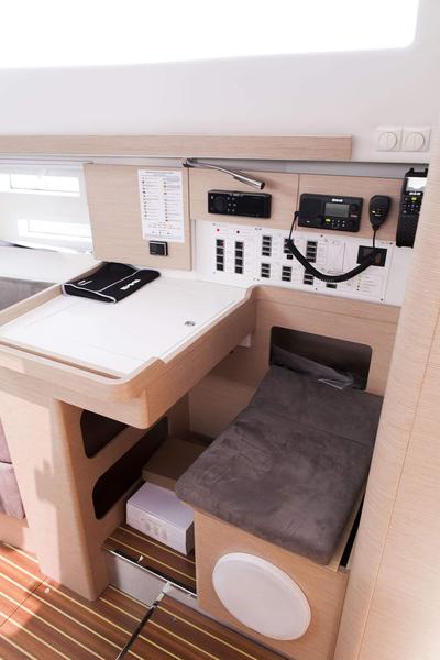 Book yachts online - sailboat - Elan 45 Impression - IBISS - rent