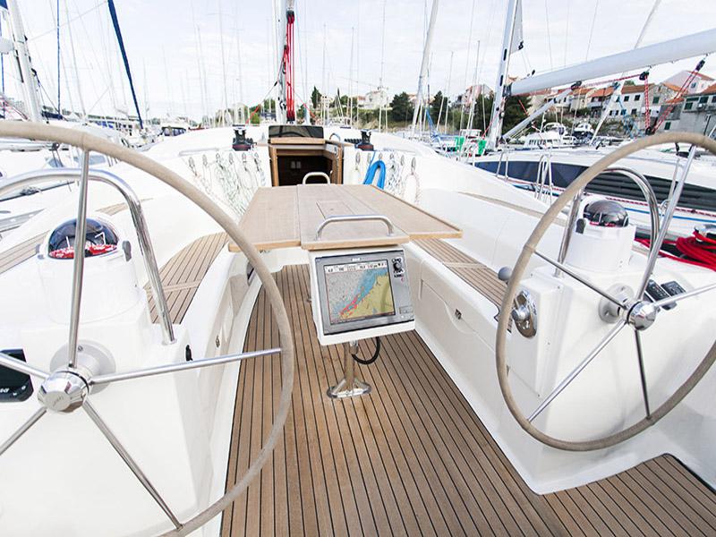 Book yachts online - sailboat - Delphia 47-4 - CRYNOLINE - rent