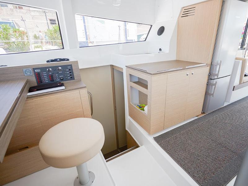 Book yachts online - catamaran - Bali 4.0 - ODYSSEY - rent