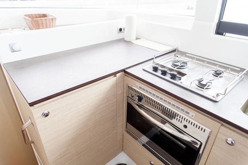 Book yachts online - catamaran - Bali 4.0 - ODYSSEY - rent