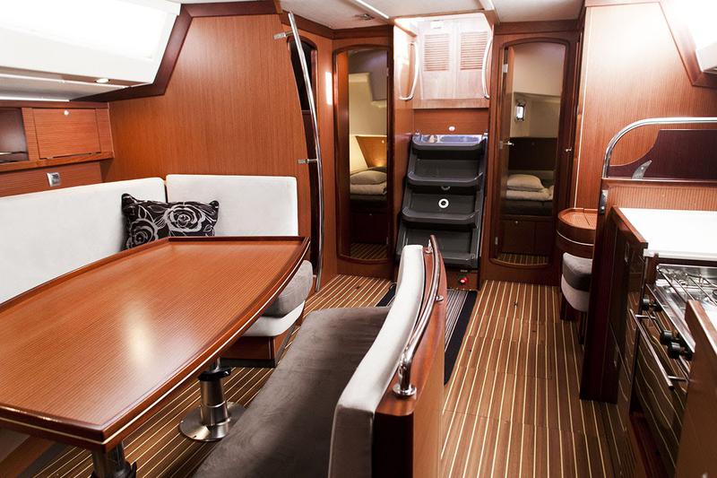 Book yachts online - sailboat - Delphia 47-4 - TEAM ADVENTURE - rent