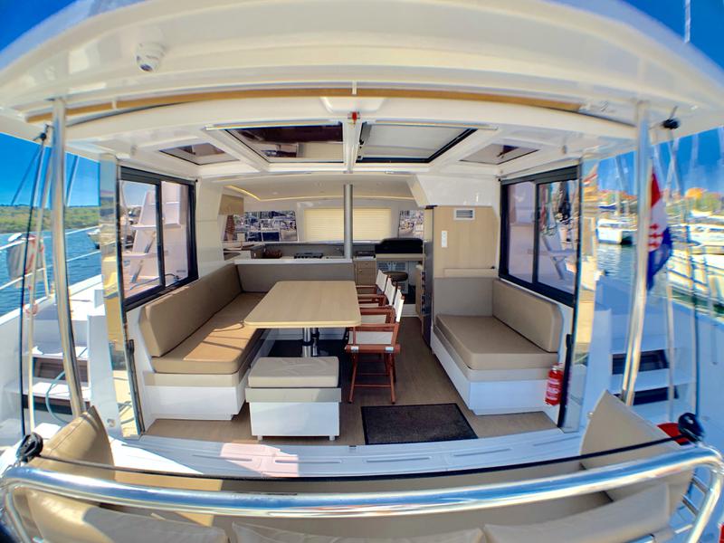 Book yachts online - catamaran - Bali 4.1 - WENDY - rent