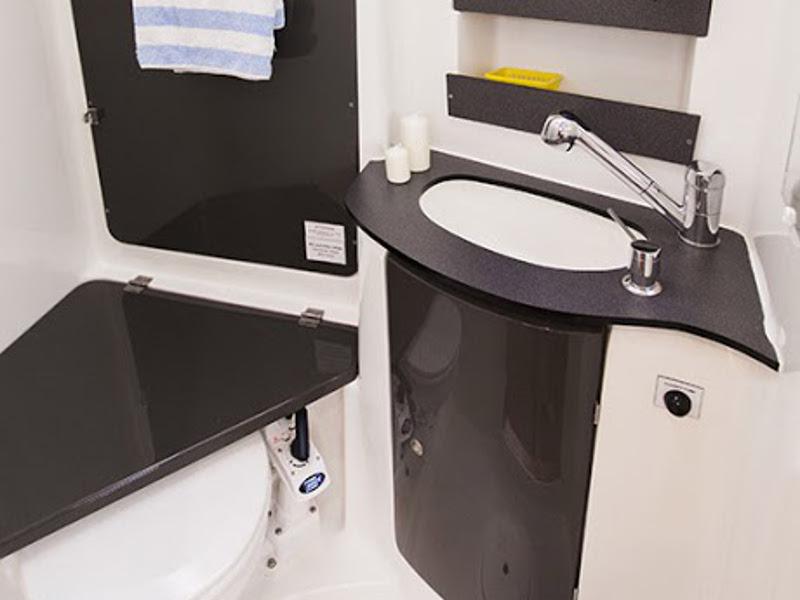 Book yachts online - sailboat - Delphia 37.3 - LE SOLEIL  - rent