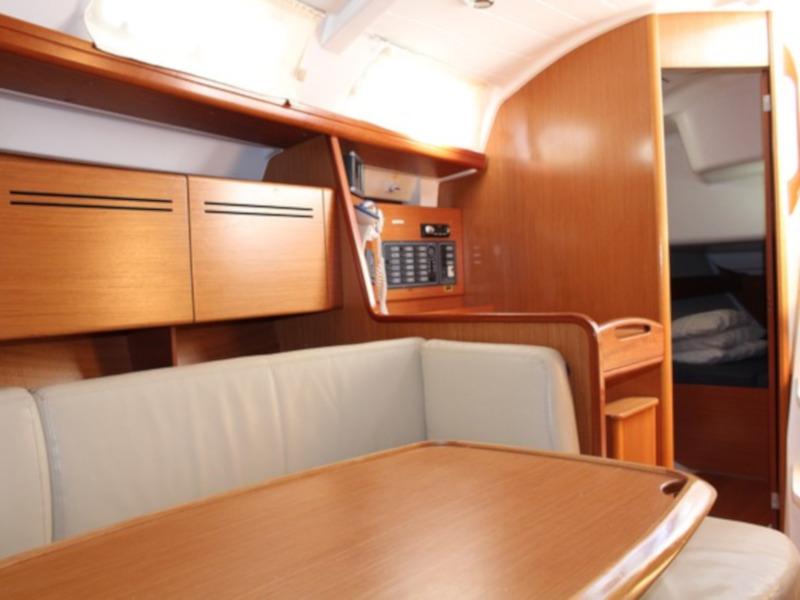 Book yachts online - sailboat - Cyclades 39.3 - Armilla - rent