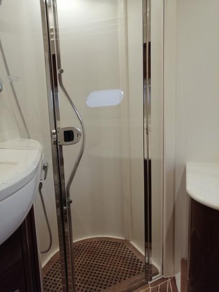 Book yachts online - motorboat - Princess 61 - Allegria - rent