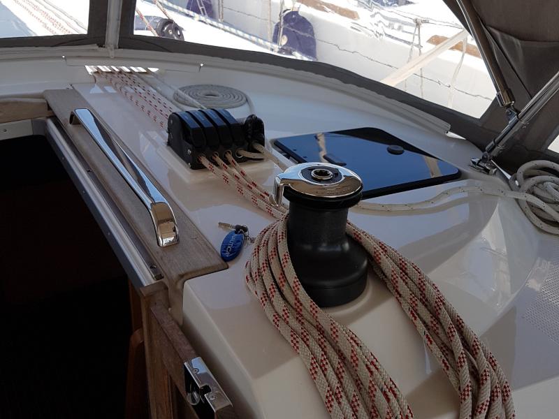 Book yachts online - sailboat - Bavaria Cruiser 46 - Ariadni - rent