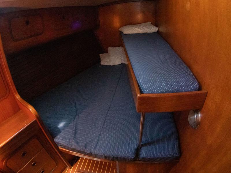 Book yachts online - sailboat - Beneteau 50 - Adonis - rent