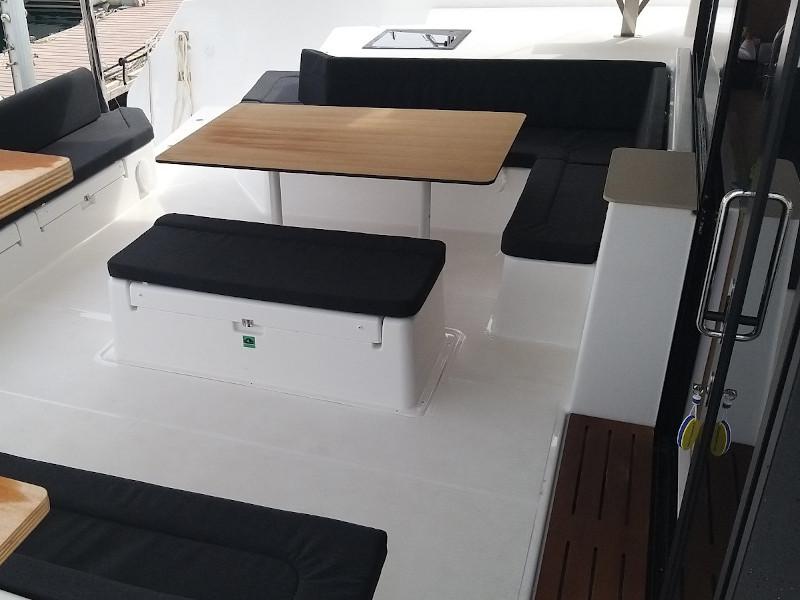 Book yachts online - catamaran - Dufour Catamaran 48 - Albertina II - rent