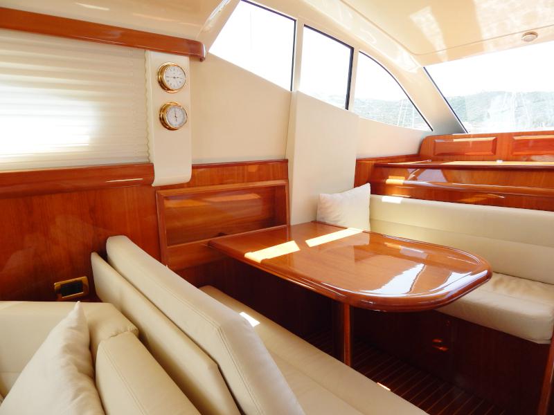Book yachts online - motorboat - Della Pasqua - Shine - rent