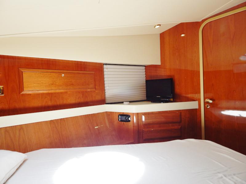 Book yachts online - motorboat - Della Pasqua - Shine - rent