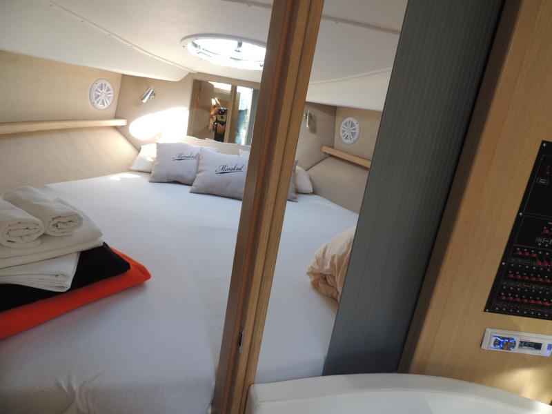 Book yachts online - motorboat - Mirakul 30 - MAX 1 - rent