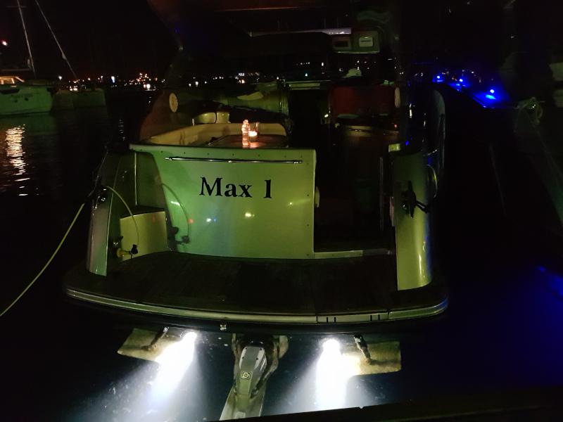 Book yachts online - motorboat - Mirakul 30 - MAX 1 - rent