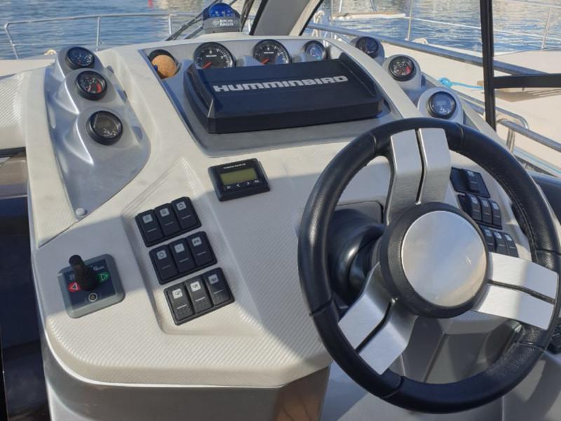 Book yachts online - motorboat - Mirakul 30 - MAX  2 - rent