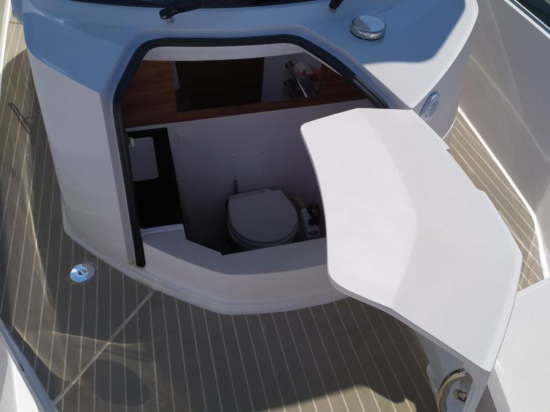 Book yachts online - motorboat - Axopar 28 - La Nina - rent