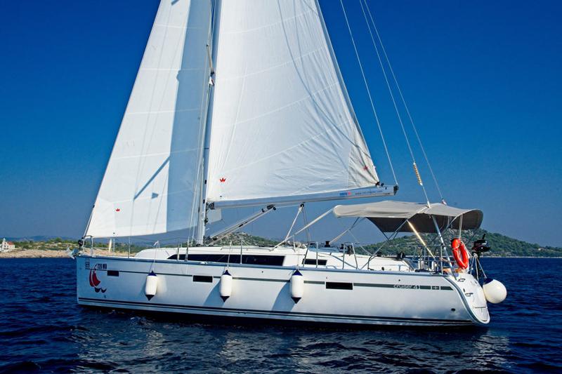 Book yachts online - sailboat - Bavaria Cruiser 41 - MH 68 - rent