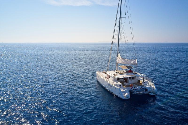 Book yachts online - catamaran - Lagoon 450 - MH 33 - rent