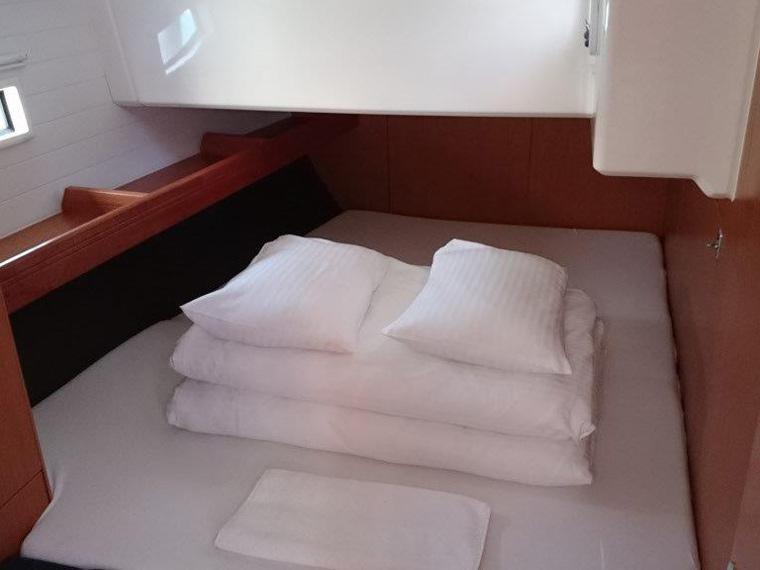 Book yachts online - sailboat - Bavaria 46 CN - MH 43 - rent