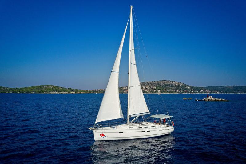 Book yachts online - sailboat - Bavaria 45 C - MH 35 - rent