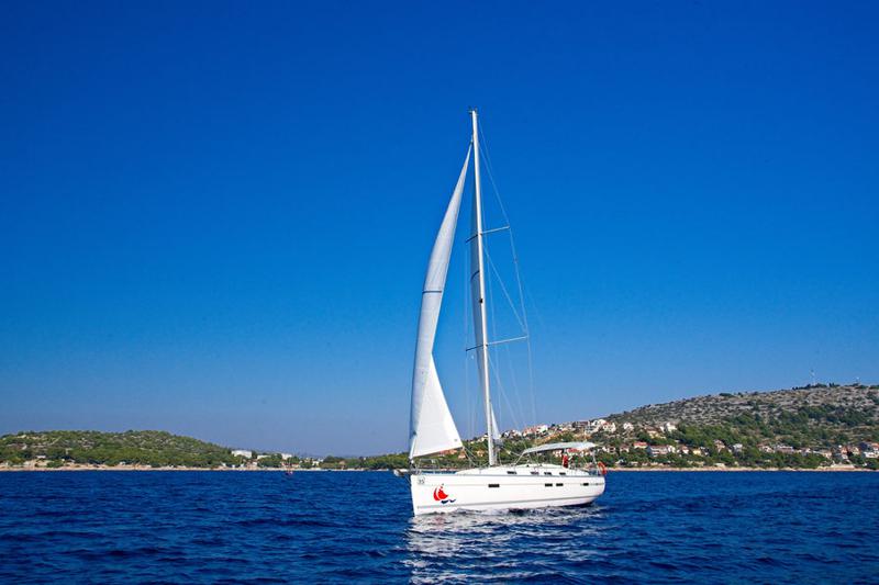 Book yachts online - sailboat - Bavaria 45 C - MH 35 - rent