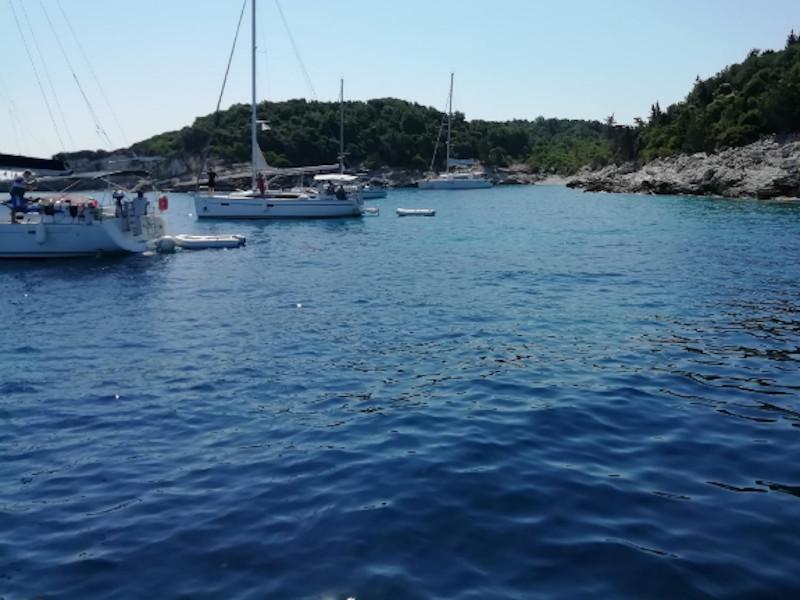 Book yachts online - sailboat - Sun Odyssey 39 DS - Afroditi - rent