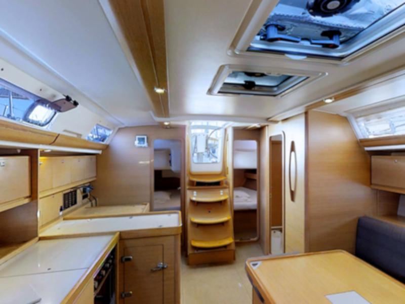 Book yachts online - sailboat - Dufour 450 Grand Large - DELICATO - rent