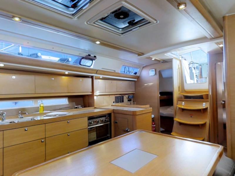 Book yachts online - sailboat - Dufour 450 Grand Large - EROICO - rent