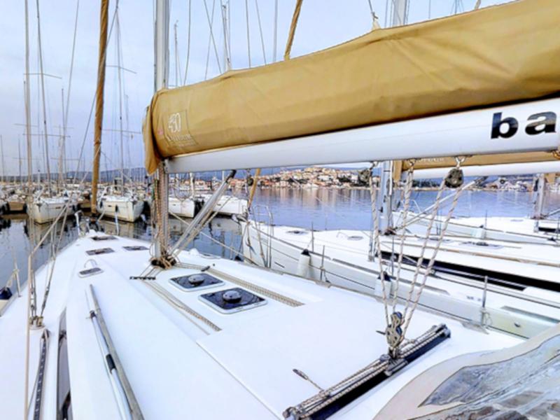 Book yachts online - sailboat - Dufour 450 Grand Large - EROICO - rent