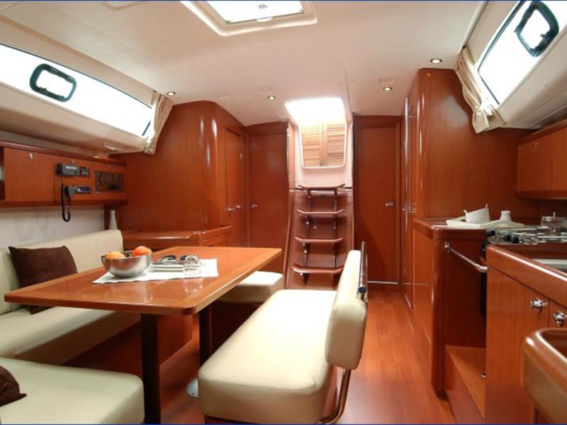 Book yachts online - sailboat - Oceanis 43 - Archangelos - rent