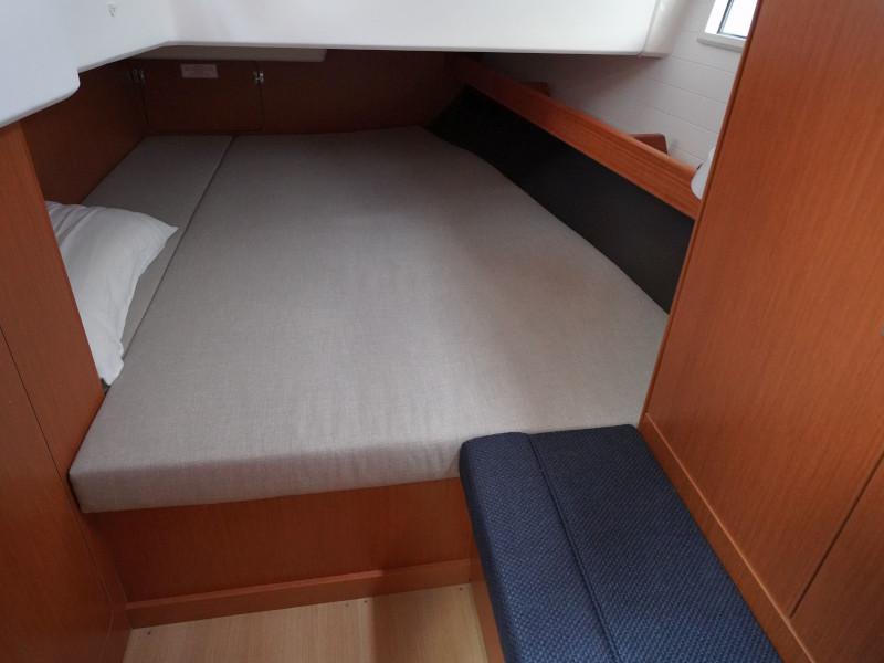 Book yachts online - sailboat - Bavaria 41 Cruiser - Carlotta - rent